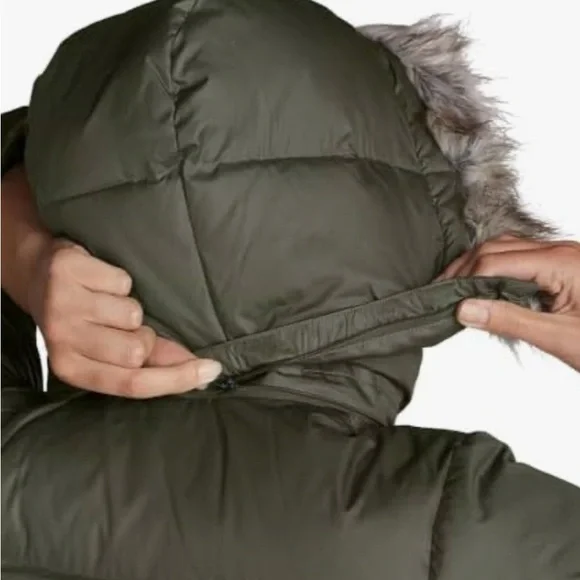 Eddie Bauer Women’s Lodge Down Duffle Coat - Picture 3 of 7